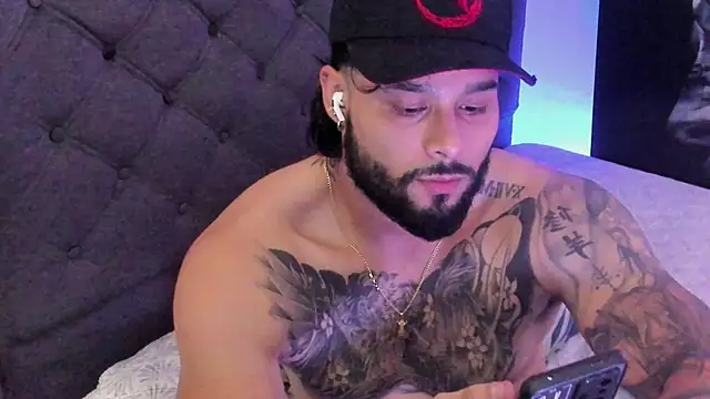 Snapshot of jeremygerard_ chatting on 4, 10, 2025 jeremygerard online show from 4, 10, 2025