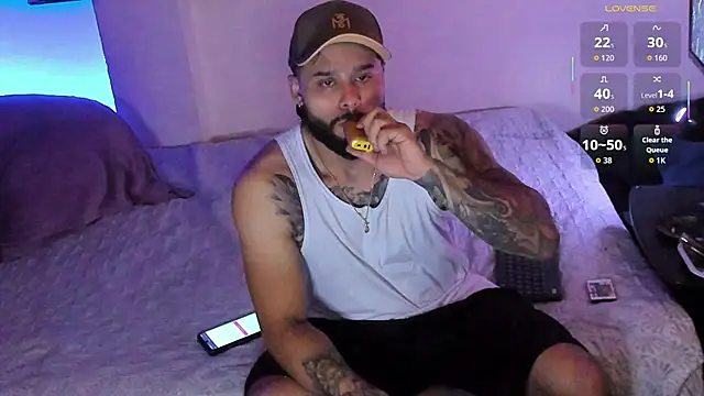 Snapshot of jeremygerard_ chatting on 26, 10, 2025 jeremygerard online show from 26, 10, 2025