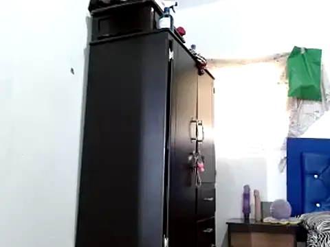 miriam775 online show from 10, 3, 2025