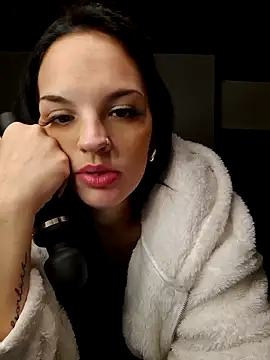 Jujuicy 97 online show from 29, 12, 2024