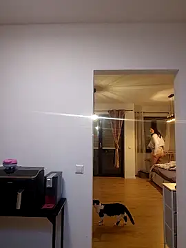 Jujuicy 97 online show from 25, 2, 2026