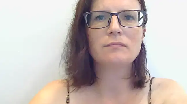 Snapshot of CrimsonMistress chatting on 6, 1, 2025 CrimsonMistress online show from 6, 1, 2025