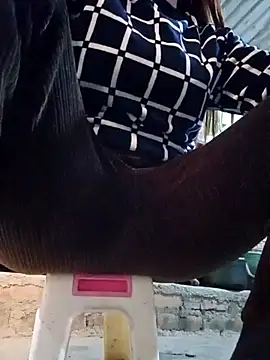 JasminePham online show from 14, 1, 2025