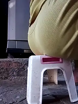 JasminePham online show from 13, 3, 2025