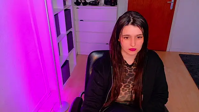 jenna-sxy19 online show from 18, 3, 2025