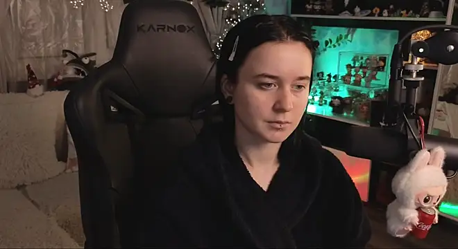 Snapshot of KiraLiLime chatting on 9, 1, 2026 KiraLiLime online show from 9, 1, 2026