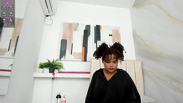 nataly velez online show from 12, 9, 2025