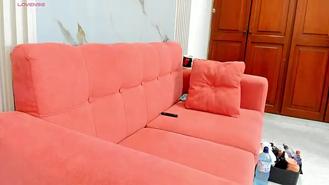 BridgetRodriguez online show from 26, 9, 2025