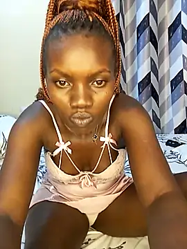 Slimthick900 online show from 22, 2, 2025