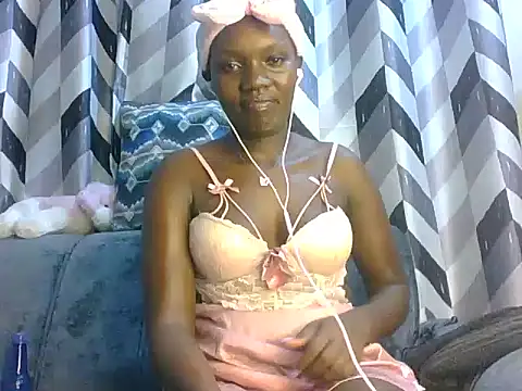 Slimthick900 online show from 11, 3, 2025