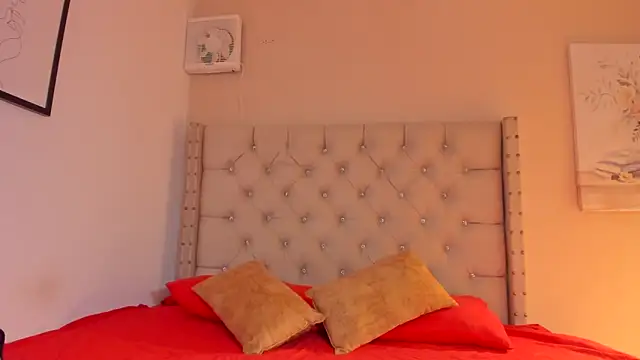 vanesasexyhot21 online show from 1, 3, 2026