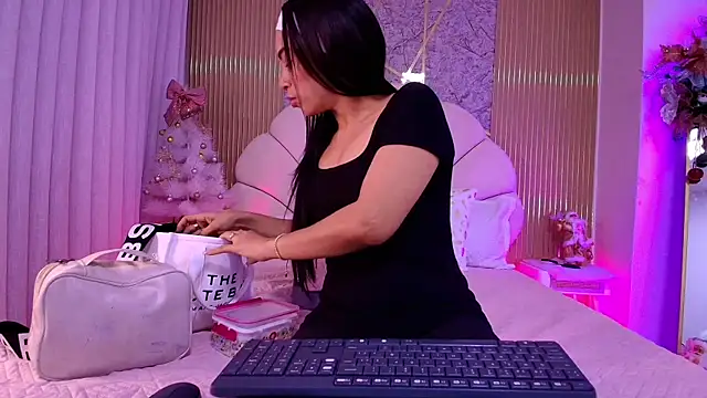 aisha sh online show from 25, 11, 2025