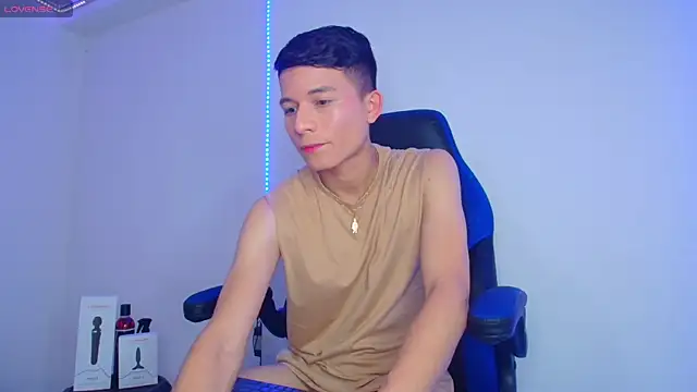 Snapshot of bryamer_19 chatting on 16, 2, 2025 bryamer 19 online show from 16, 2, 2025