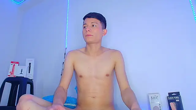 Snapshot of bryamer_19 chatting on 8, 3, 2025 bryamer 19 online show from 8, 3, 2025