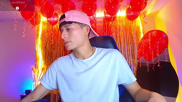 Snapshot of bryamer_19 chatting on 12, 9, 2025 bryamer 19 online show from 12, 9, 2025