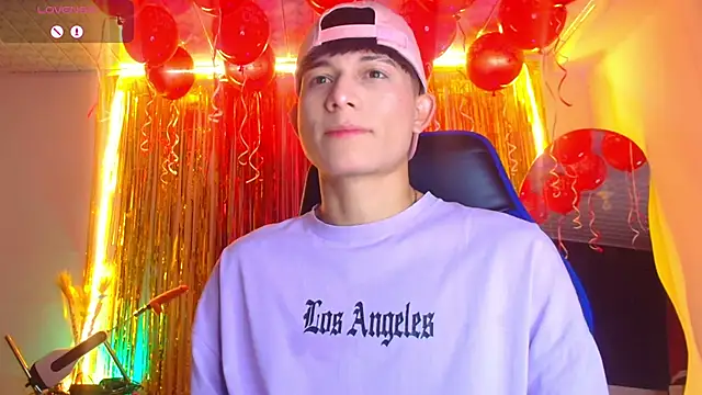 Snapshot of bryamer_19 chatting on 27, 9, 2025 bryamer 19 online show from 27, 9, 2025