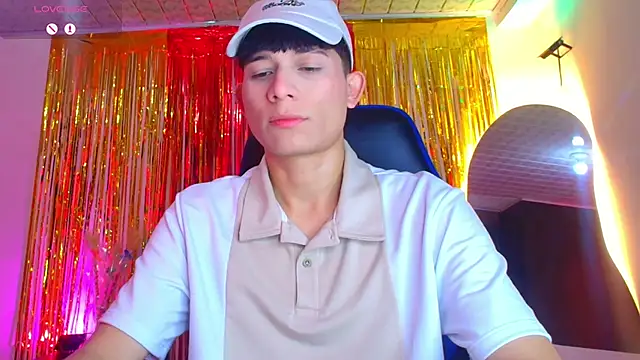 Snapshot of bryamer_19 chatting on 4, 10, 2025 bryamer 19 online show from 4, 10, 2025