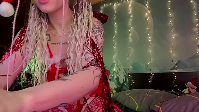 Natural pussy online show from 25, 12, 2024