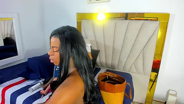 Evelonga 707 online show from 8, 3, 2025