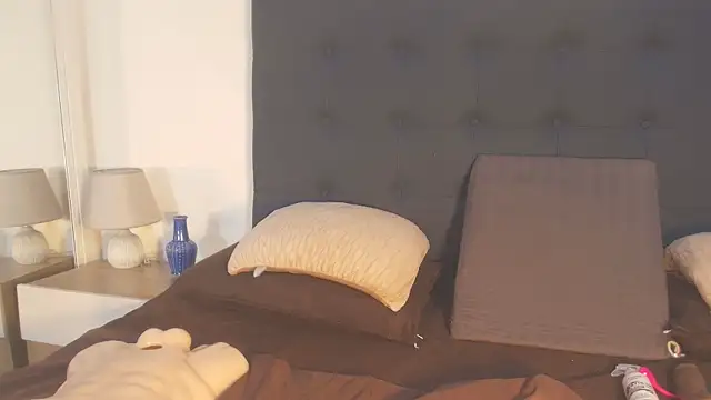 Evelonga 707 online show from 20, 12, 2025