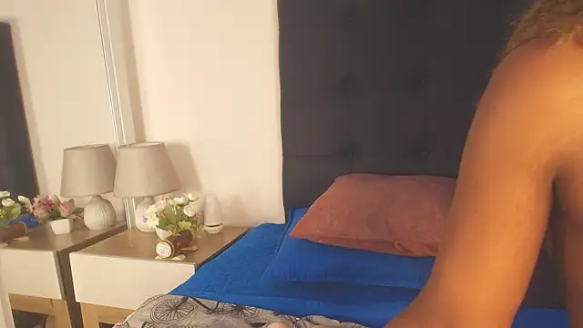 Evelonga 707 online show from 10, 4, 2026