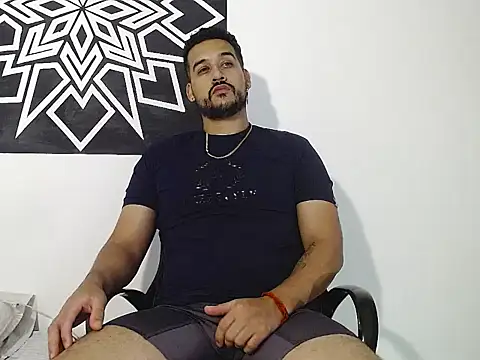  CHRIS-DENNIS  online show from 23, 4, 2026