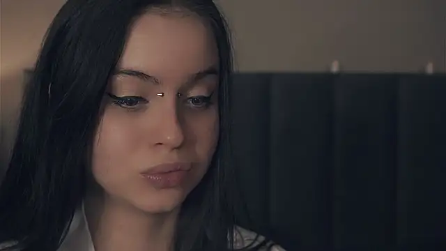 vivid girls vg online show from 14, 2, 2025