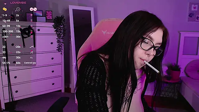 Arizonaa Muse online show from 2, 3, 2025