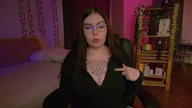 Arizonaa Muse online show from 23, 11, 2025