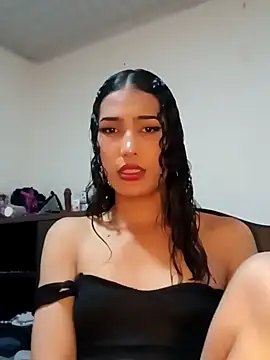 Lanna hott  online show from 12, 2, 2025