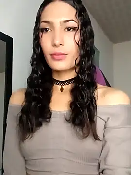 Lanna hott  online show from 6, 3, 2026