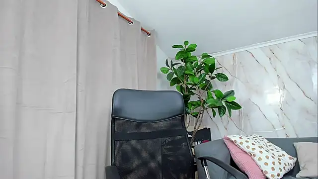 JennaPrice online show from 7, 7, 2026