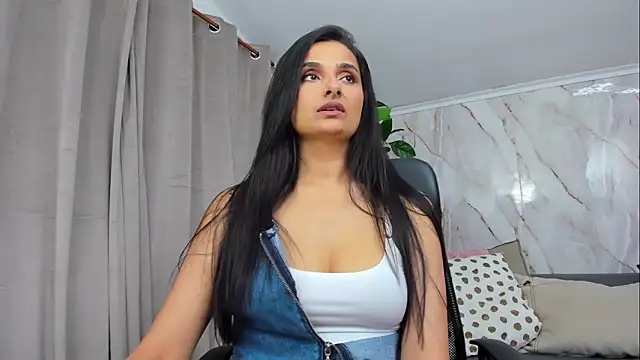 JennaPrice online show from 25, 7, 2026