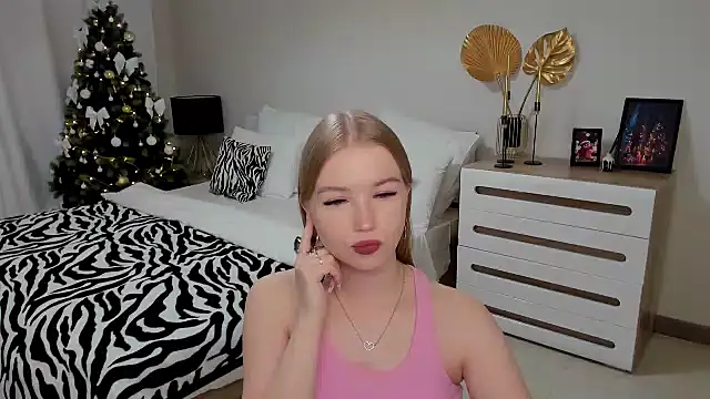 shy  lady online show from 27, 12, 2024