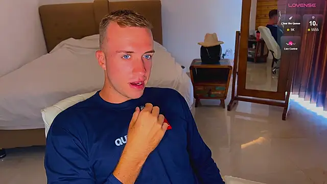 tommy cumfinger online show from 1, 11, 2025