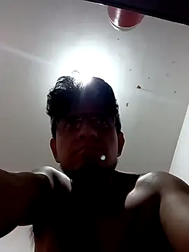 Snapshot of ale3J4a chatting on 13, 11, 2025 ale3J4a online show from 13, 11, 2025