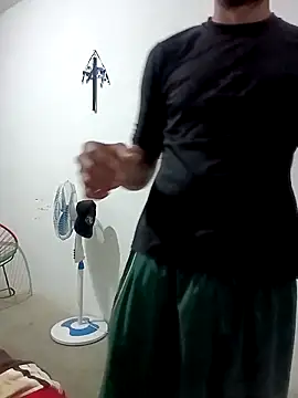 Snapshot of ale3J4a chatting on 16, 11, 2025 ale3J4a online show from 16, 11, 2025