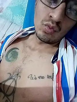 Snapshot of ale3J4a chatting on 21, 12, 2025 ale3J4a online show from 21, 12, 2025