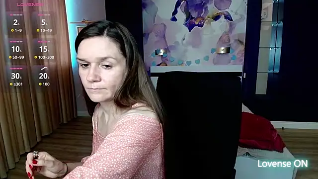 Snapshot of AriaGray chatting on 18, 4, 2026 AriaGray online show from 18, 4, 2026