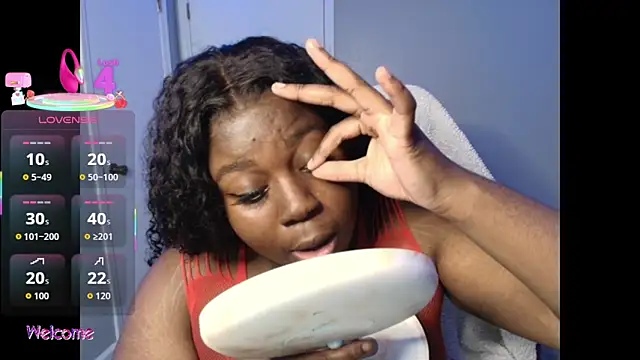 Snapshot of nastygal1999 chatting on 11, 9, 2025 nastygal1999 online show from 11, 9, 2025