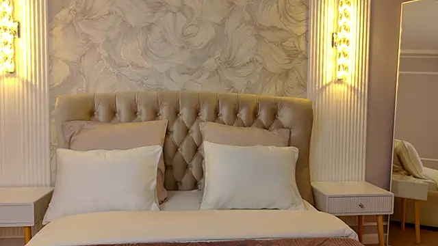 DeniseReese online show from 27, 2, 2025