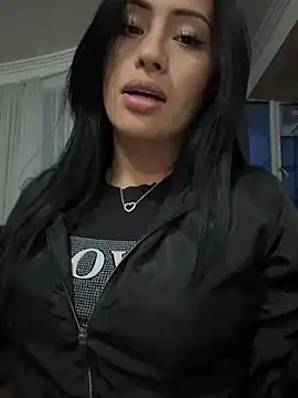 Snapshot of Sara_luna_ chatting on 11, 1, 2025 Sara luna  online show from 11, 1, 2025