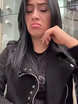 Snapshot of Sara_luna_ chatting on 15, 1, 2025 Sara luna  online show from 15, 1, 2025