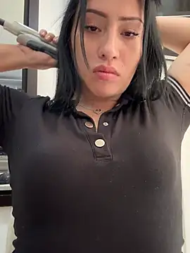 Snapshot of Sara_luna_ chatting on 13, 3, 2025 Sara luna  online show from 13, 3, 2025