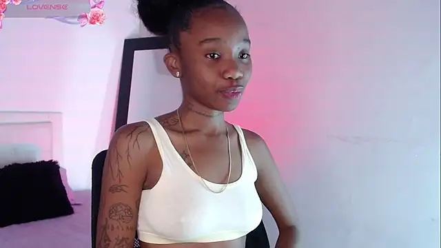 Rihana hot01 online show from 18, 1, 2025