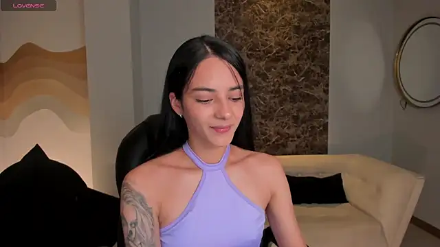 HannahJamesX online show from 18, 1, 2025