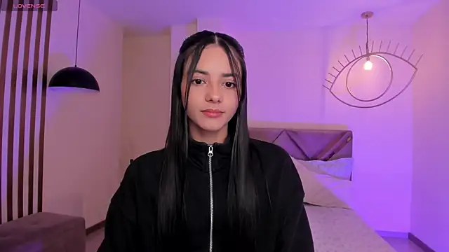 HannahJamesX online show from 13, 9, 2025