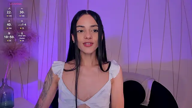 Snapshot of HannahJamesX chatting on 3, 2, 2026 HannahJamesX online show from 3, 2, 2026