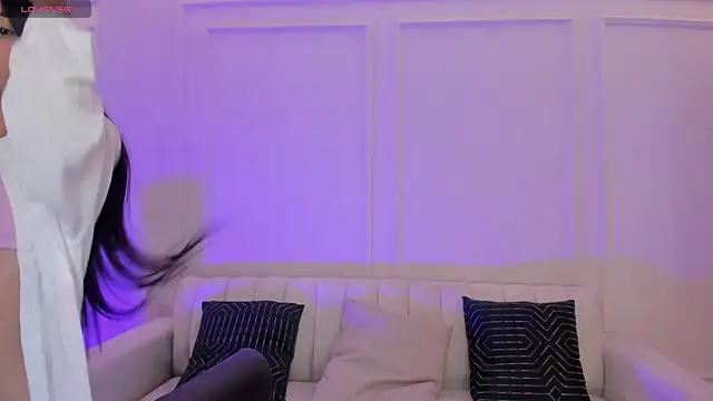 Snapshot of HannahJamesX chatting on 18, 2, 2026 HannahJamesX online show from 18, 2, 2026