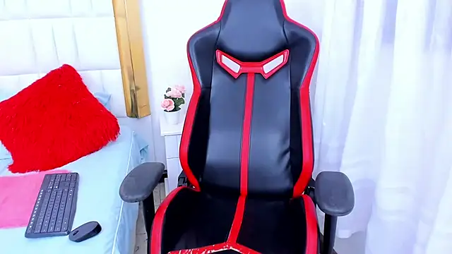 Snapshot of MadelineJackson chatting on 18, 1, 2025 MadelineJackson online show from 18, 1, 2025